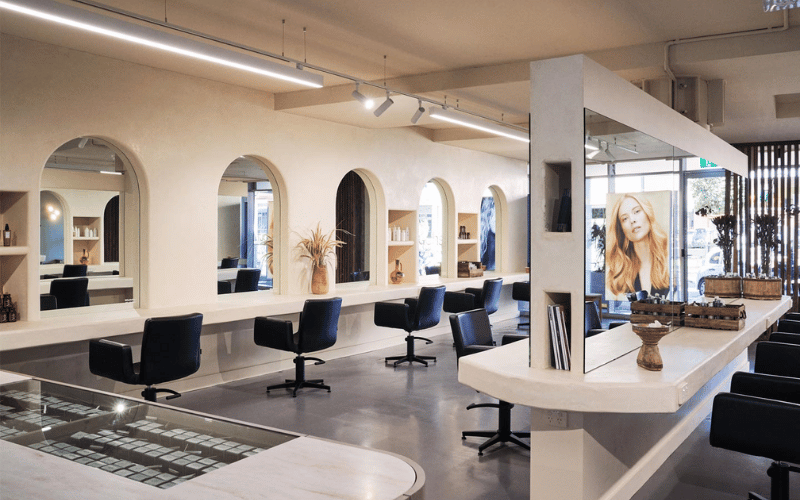 Ahşap Kuaför Tezgahı Modelleri ile Doğal Bir Görünüm