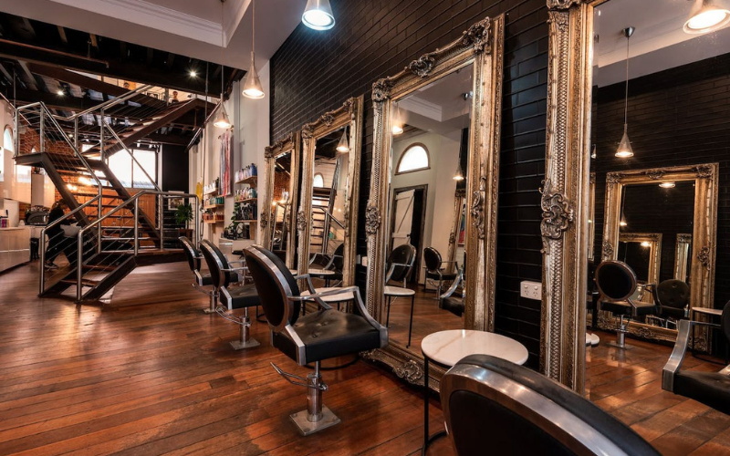 Aydınlatma Unsurları Berber Koleksiyonlarını Nasıl Tamamlar?